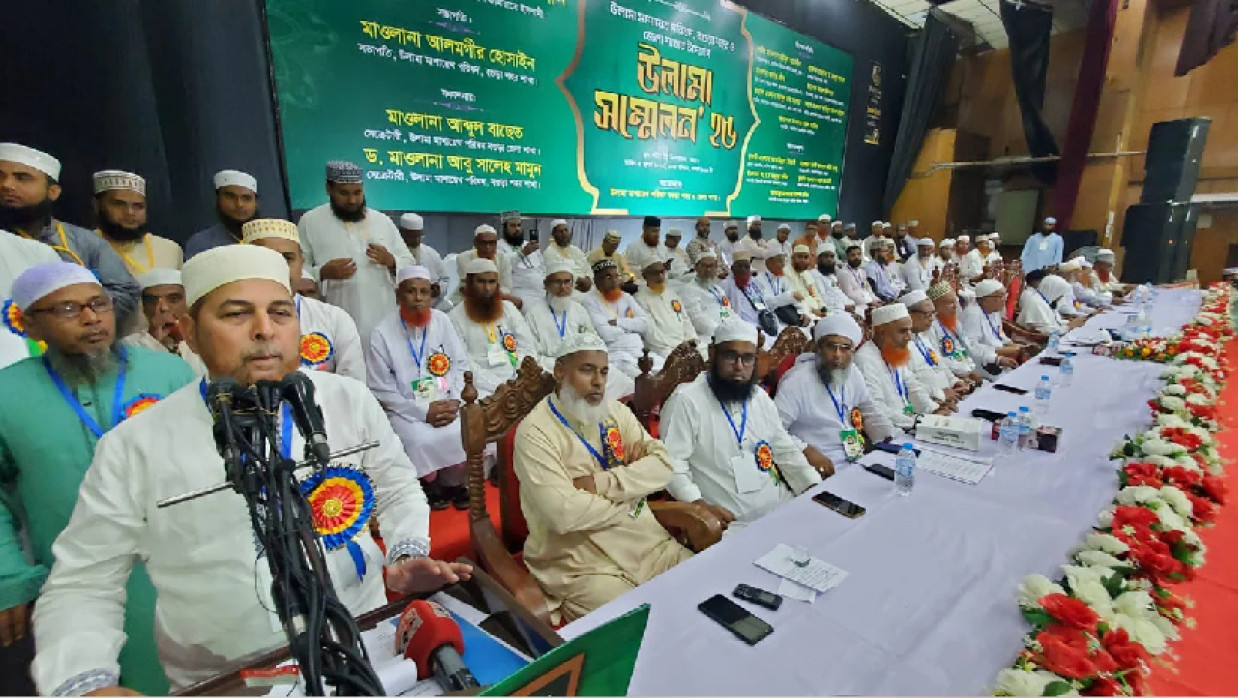 বগুড়ায় উলামা সম্মেলনে রফিকুল ইসলাম খান