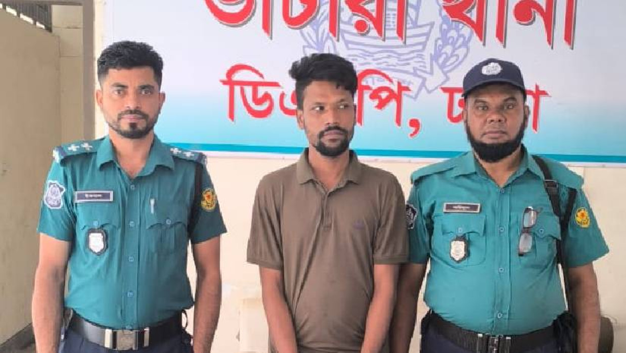 হত্যাকারী স্বামী কামরুজ্জামান