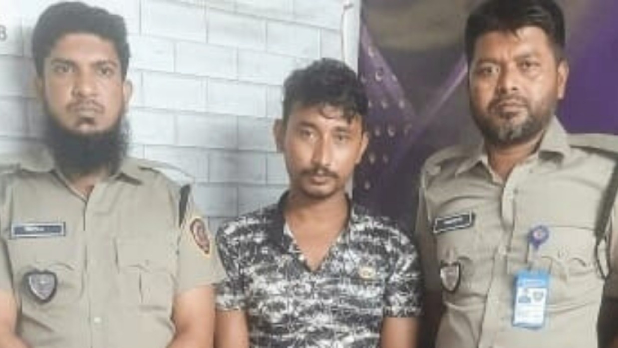 গ্রেপ্তার শুক্কুর আলী