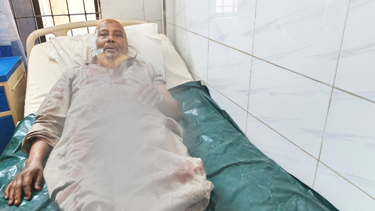 গুরুতর আহত মসজিদের খতিব