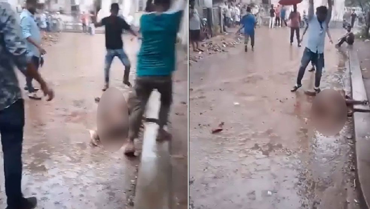 মাথায় আঘাত করে হত্যা করার দৃশ্য