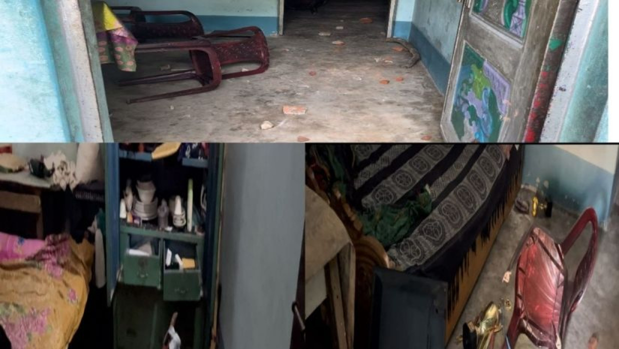বাড়িতে দুর্বৃত্তের হামলা