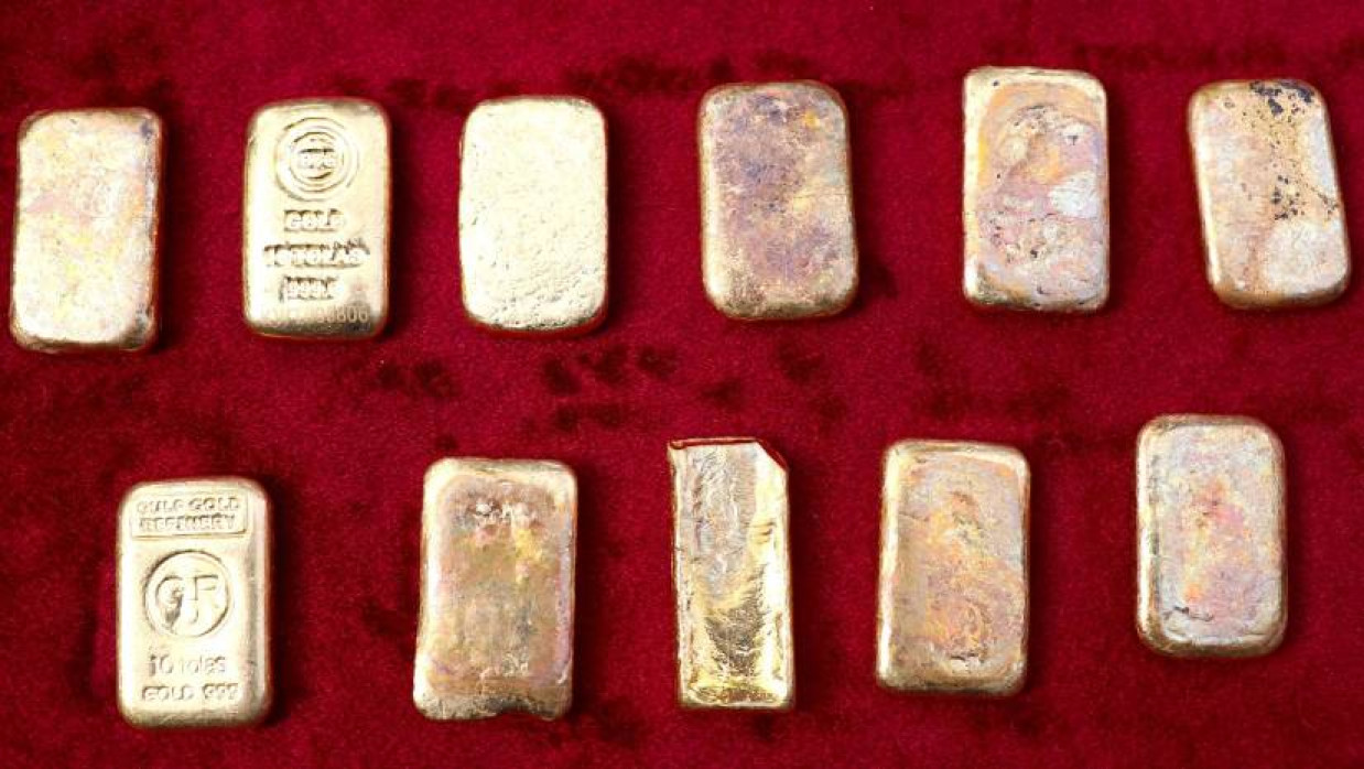 জব্দ করা স্বর্ণের বার