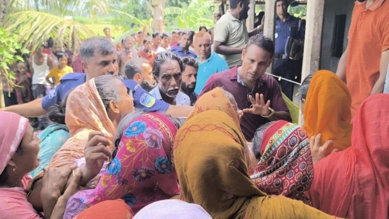 যুবককে ছুরিকাঘাতে হত্যা