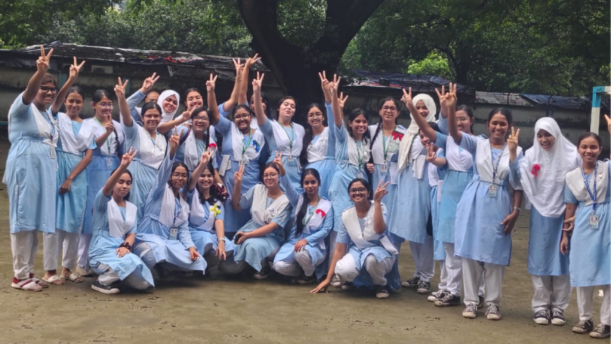 এসএসসি বা সমমানের পরীক্ষায় উত্তীর্ণরা শিক্ষাবৃত্তি পেতে আবেদন করুন মানুষ মানুষের জন্য ফাউন্ডেশনে 