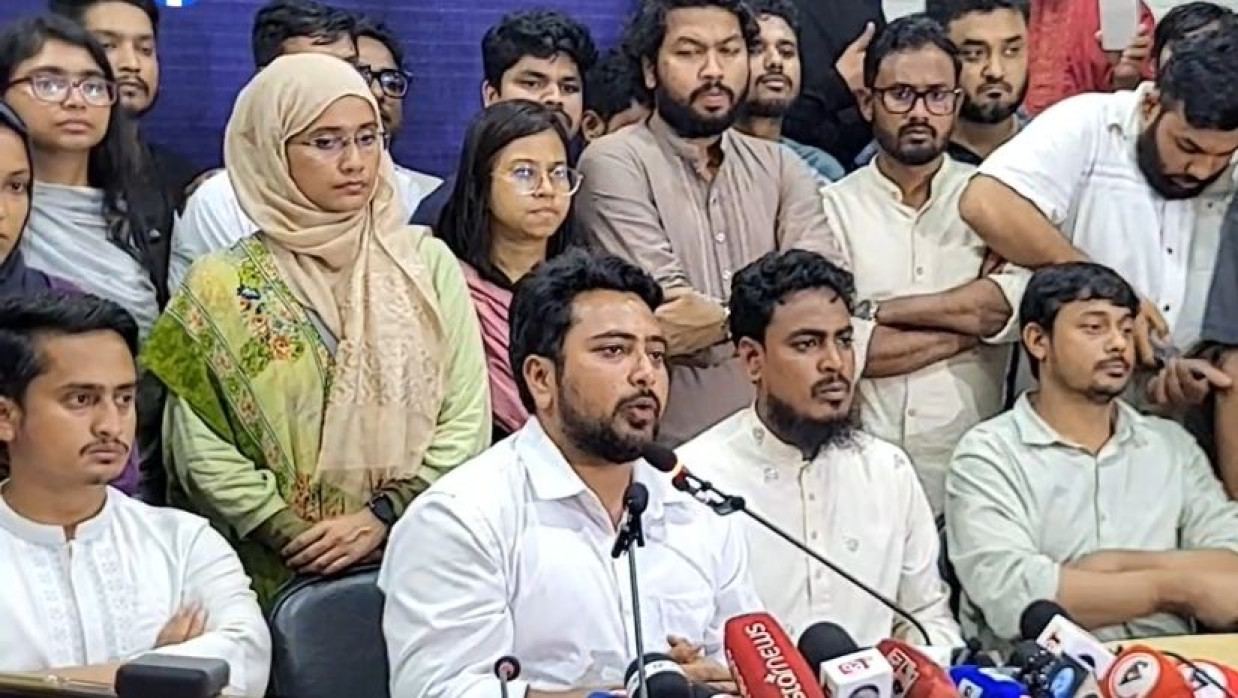 খুলনা প্রেসক্লাবে এনসিপির সংবাদ সম্মেলন