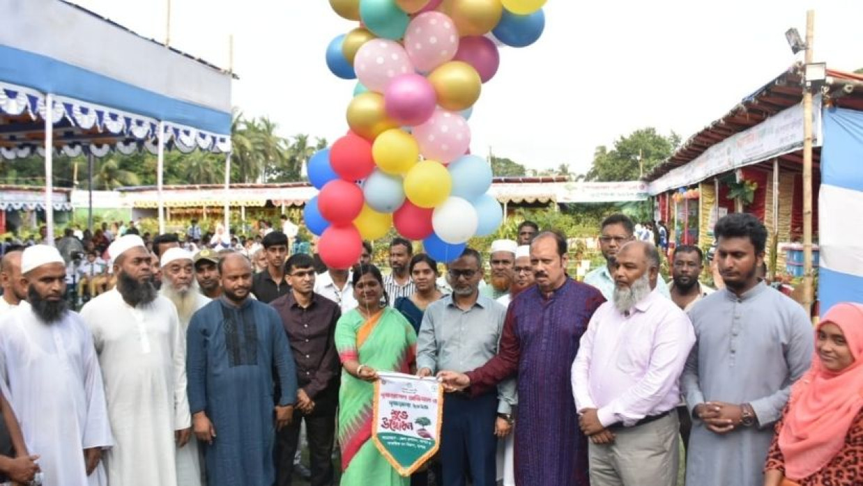 আট দিনব্যাপী বৃক্ষমেলা উদ্বোধন