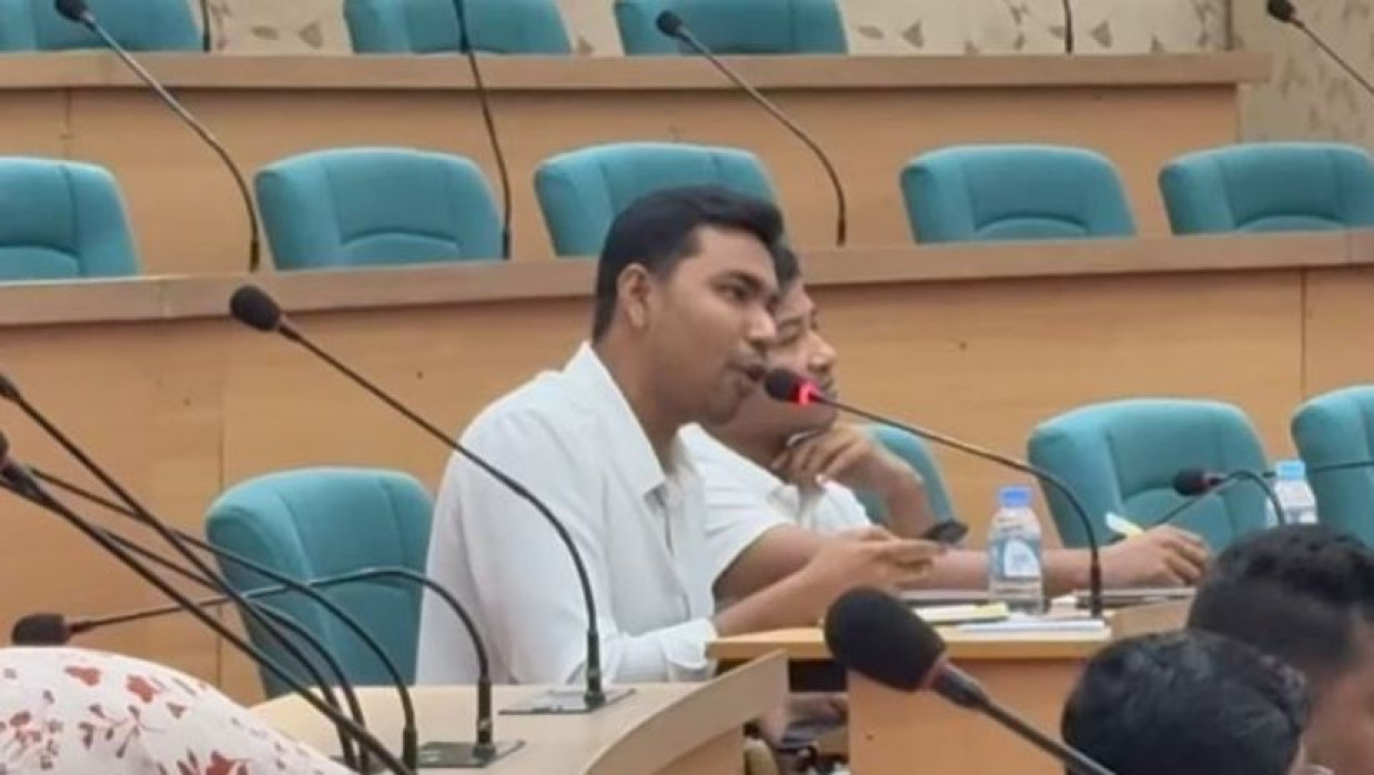 ঢাকা বিশ্ববিদ্যালয় ছাত্রদল শাখার সাধারণ সম্পাদক নাহিদুজ্জামান শিপন