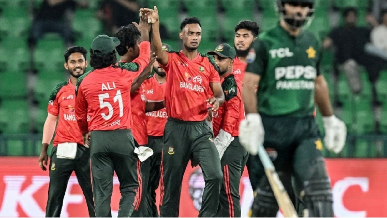 বাংলাদেশ-পাকিস্তান ম্যাচ