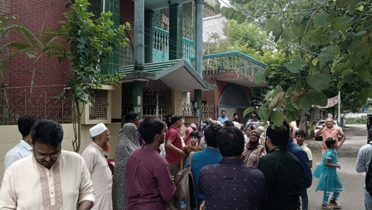 পাইলট সাগরের বাড়িতে নেমে এসেছে শোকের ছায়া