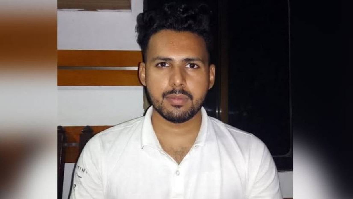 মো. আহাদ হোসেন (আয়মান আহাদ)