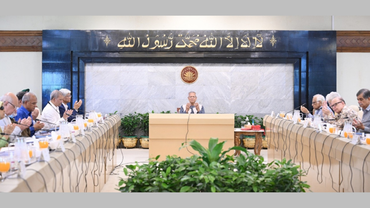 প্রধান উপদেষ্টার কার্যালয়ে অনুষ্ঠিত উপদেষ্টা পরিষদে বৈঠক