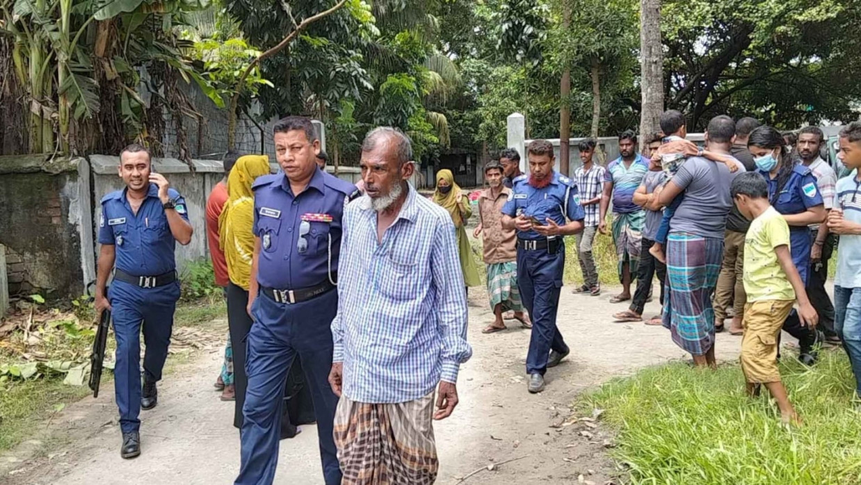 সোহাগের শ্বশুর বাড়ি এলাকায়