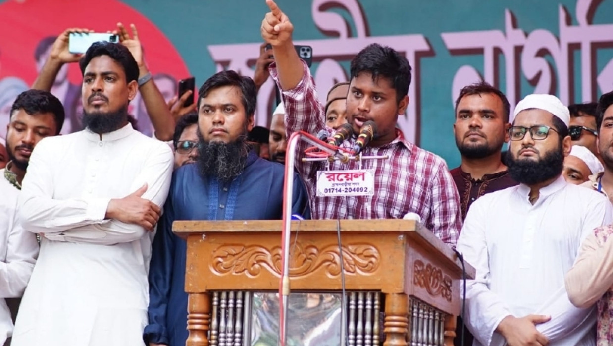 ব্রাহ্মণবাড়িয়ায় বক্তব্য দিচ্ছেন হাসনাত আব্দুল্লাহ