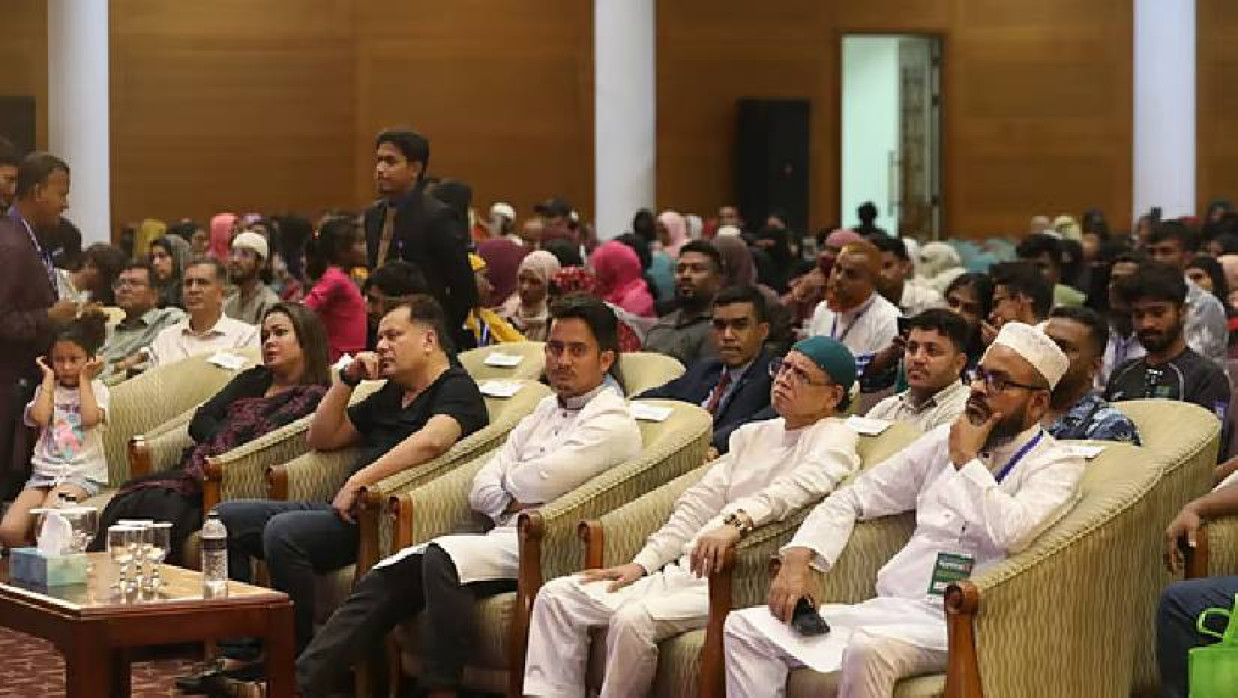 স্মরণসভায় কোনো উপদেষ্টা না এলেও উপস্থিত ছিলেন সারজিস আলম