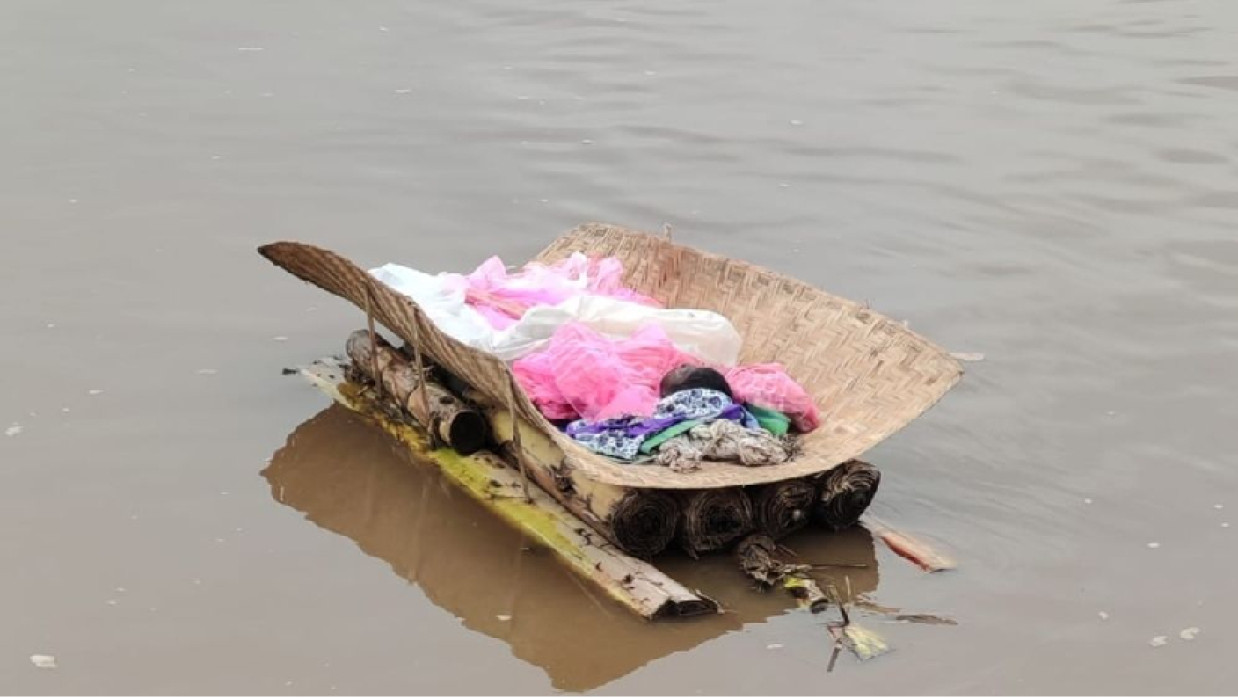 ভেসে আসা মরদেহ