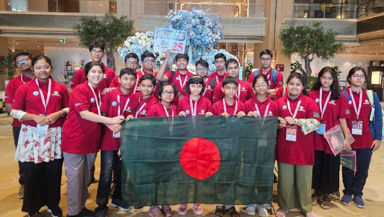 ২২ জন শিক্ষার্থী নিয়ে গঠিত বাংলাদেশ দলটির সবাই পদক জিতেছে