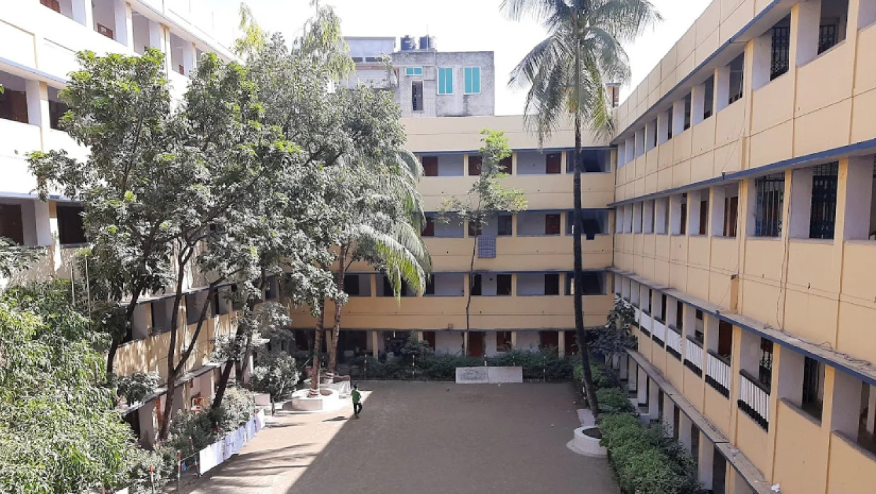 ১২ পদে ২১ শিক্ষক-কর্মকর্তা-কর্মচারী নিয়োগে আবেদন চলছে তা’মীরুল মিল্লাত কামিল মাদরাসায় 