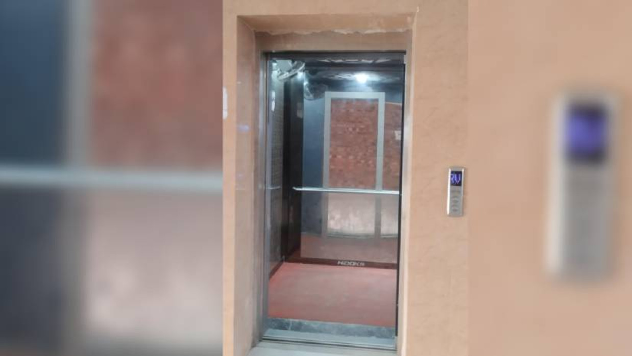 পাবিপ্রবির ইউ শেইপের একাডেমিক বিল্ডিংয়ের লিফট