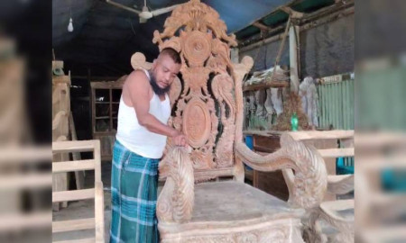 খালেদা জিয়া ও তারেক রহমানকে হাতে তৈরি চেয়ার উপহার দিতে চান জয়নাল