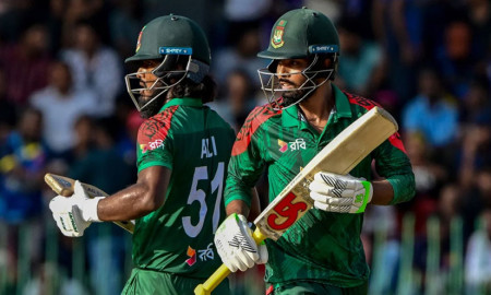 রান আউট হয়ে ব্যাট ছুঁড়ে ফেলেন হৃদয়