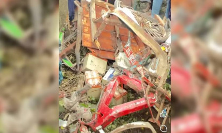 ঝিনাইদহে বাস-ভ্যান মুখোমুখি সংঘর্ষে নিহত ৩