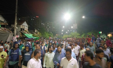 শেকৃবি শিক্ষার্থীদের ওপর হামলা, বাজার ও থানা ঘেরাও