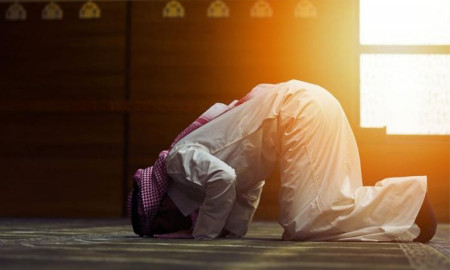 যে তিন সময়ে নামাজ পড়া নিষেধ