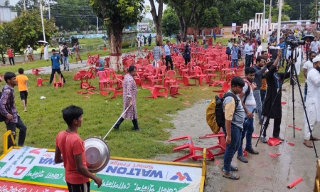 গোপালগঞ্জের সমাবেশস্থলে ছাত্রলীগের হামলা-ভাঙচুর