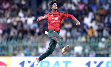 মেহেদীর ঘূর্ণিতে চাপে শ্রীলঙ্কা