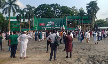 ৩০০ চেয়ার স্টেজে, নেতাকর্মী আসছে ১০ হাজার বাস-৬ ট্রেন-লঞ্চে,  ১০ লাখের টার্গেট করা জামায়াতের সমাবেশে আর কী থাকছে?