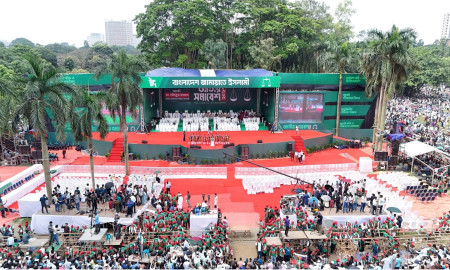 জামায়াতের মহাসমাবেশে লাখো মানুষের ঢল, পৌঁছেছেন আমির