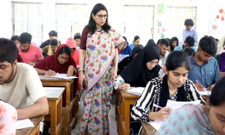 বিশ্ববিদ্যালয়ে ভর্তির পরীক্ষা