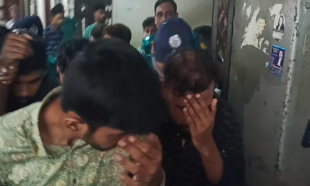 ৭ দিনের রিমান্ডে বৈষম্যবিরোধী নেতা রিয়াদসহ চারজন