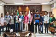 ৯ দফা দাবিতে যবিপ্রবি উপাচার্যের কাছে স্মারকলিপি জুলাই বিপ্লব মঞ্চের 