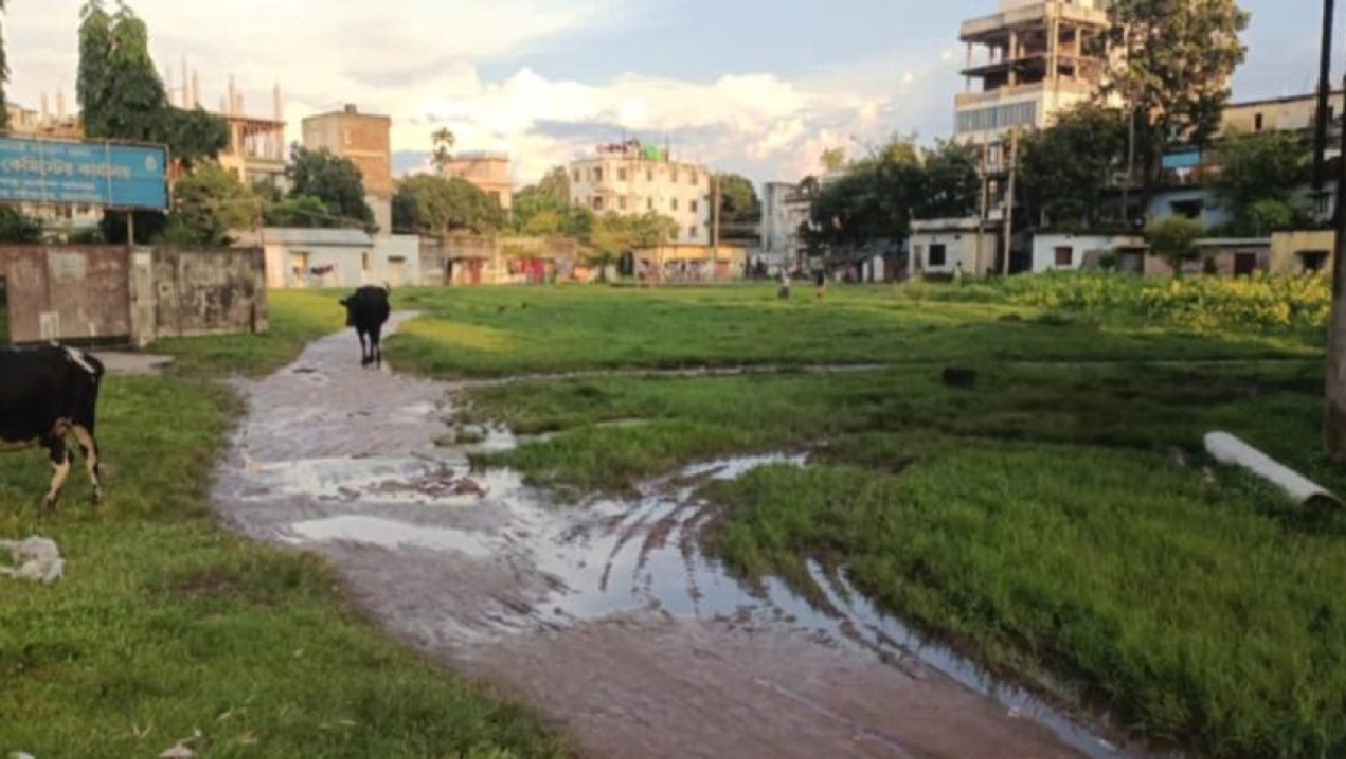 ময়মনসিংহ নগরীর ১২ নম্বর ওয়ার্ডের গজিয়াবাড়ি মাঠ