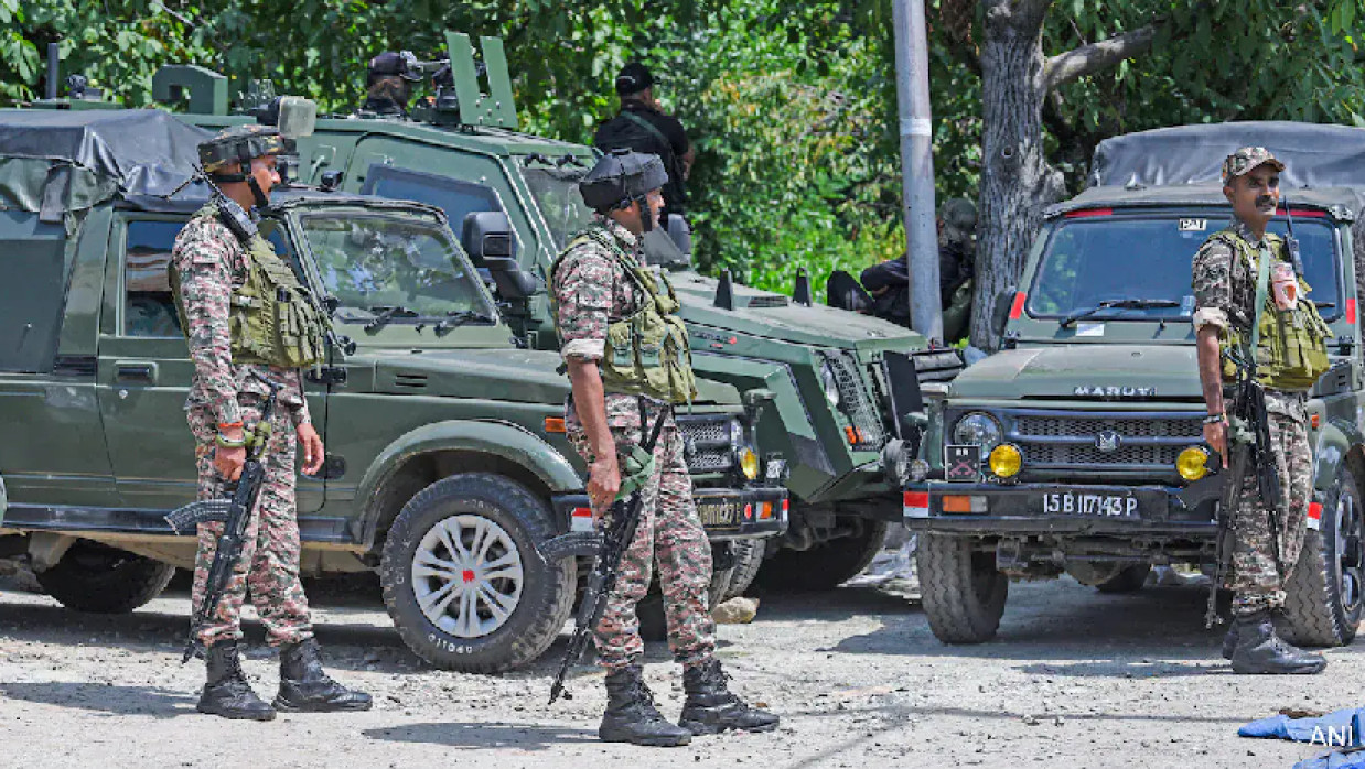 জম্মু কাশ্মিরে অপারেশন আখাল শুরু