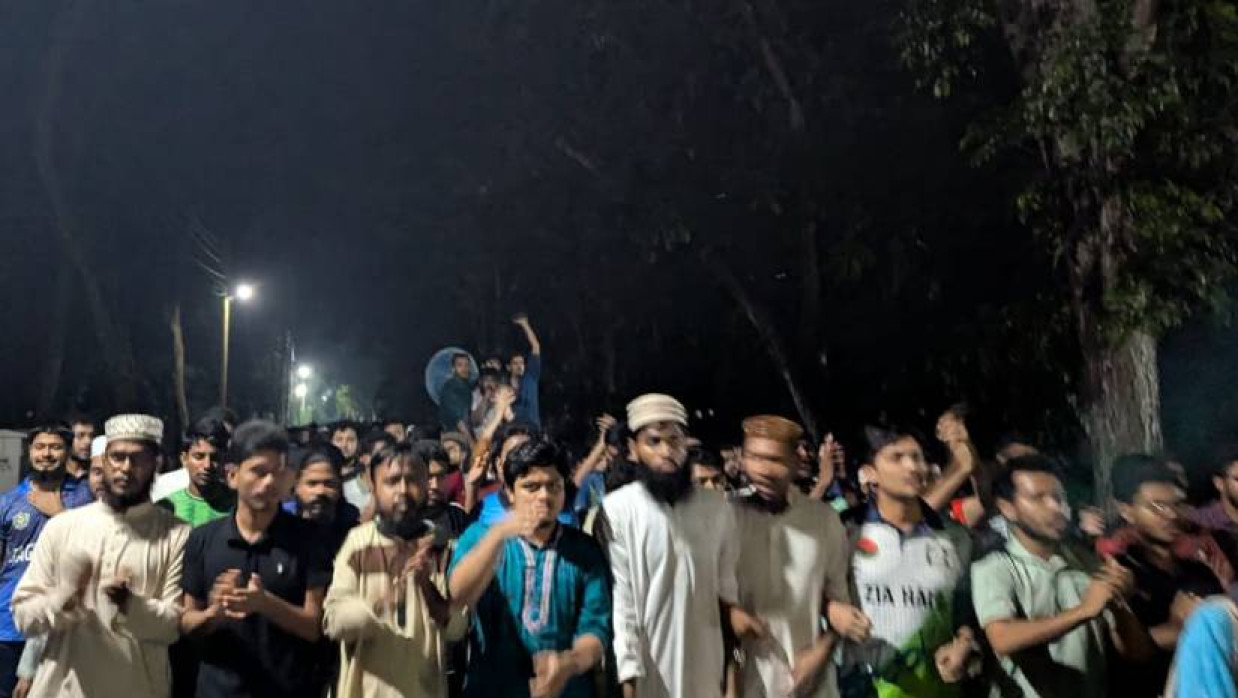 শিক্ষার্থীদের বিক্ষোভ মিছিল