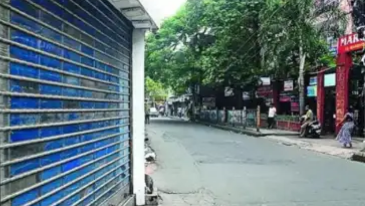 মারকুইস স্ট্রিটের দোকানপাট বন্ধ 