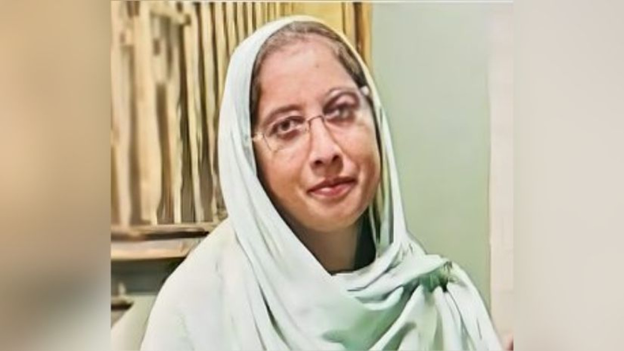 মাহরিন চৌধুরী