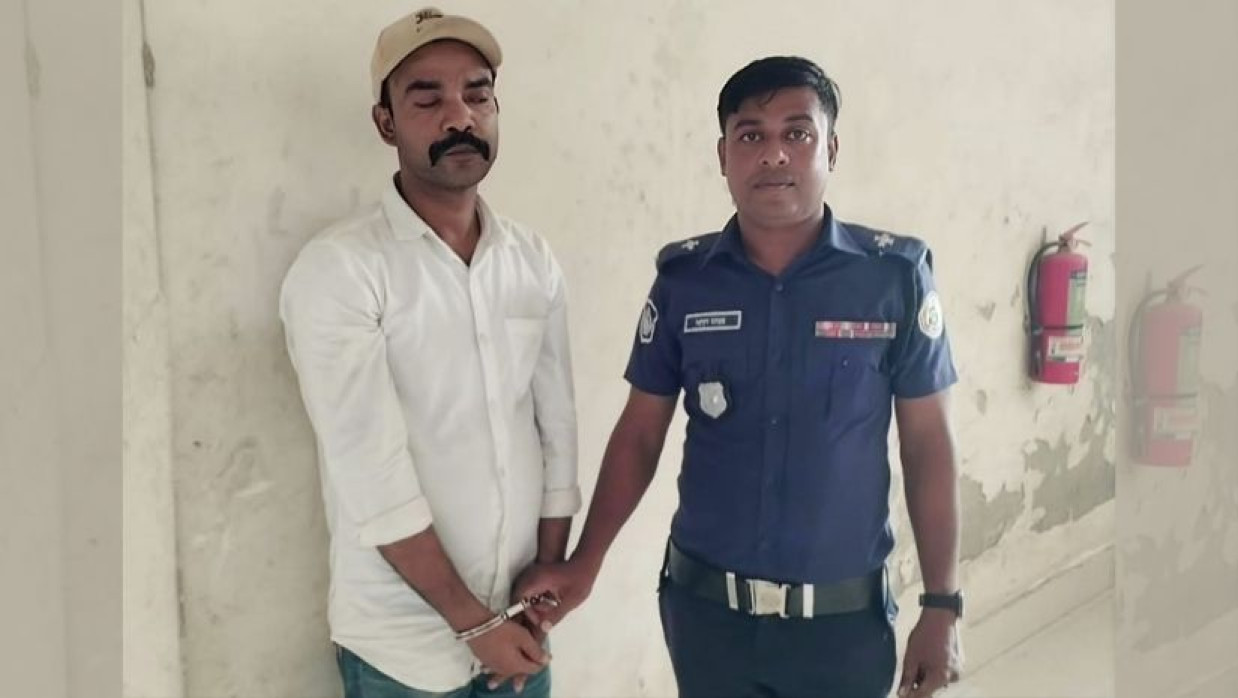 আটক হাসান শিকদার