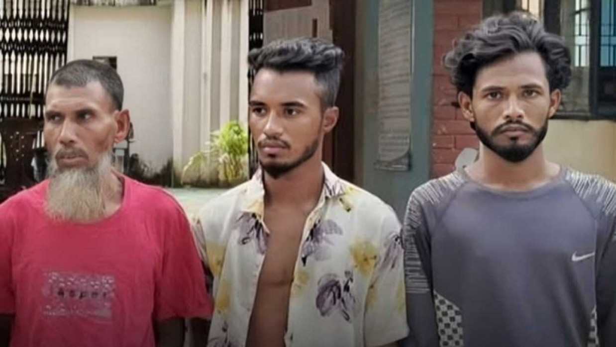  শিশু জিম্মি করে সুদের টাকা দাবির অভিযোগে গ্রেপ্তার চারজনের মধ্যে তিন আসামি