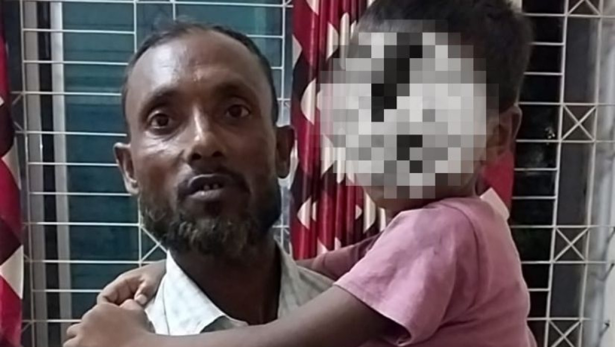 সৎবাবা মুরাদ হোসেন ও  শিশু সন্তান তাসিন