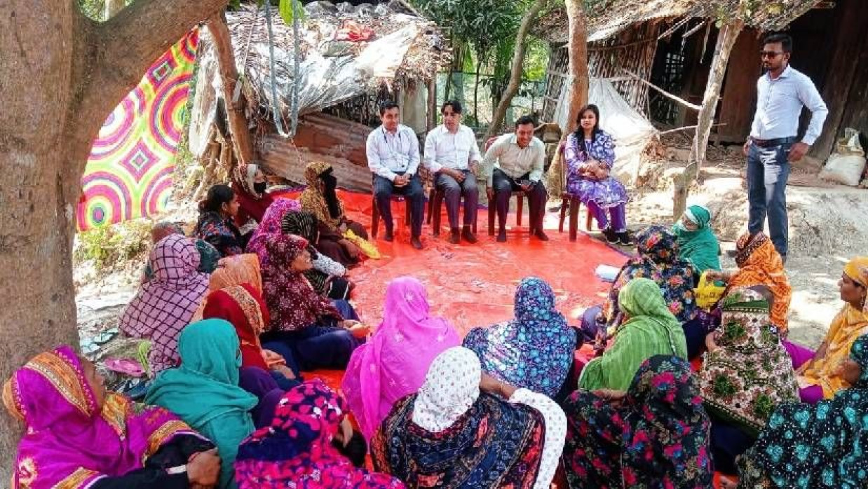 ৮৫০০-কৃষক-পরিবারের-ক্ষমতায়নে-ব্র্যাক-ব্যাংক