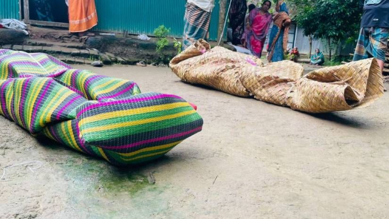 মা-মেয়ের মরদেহ