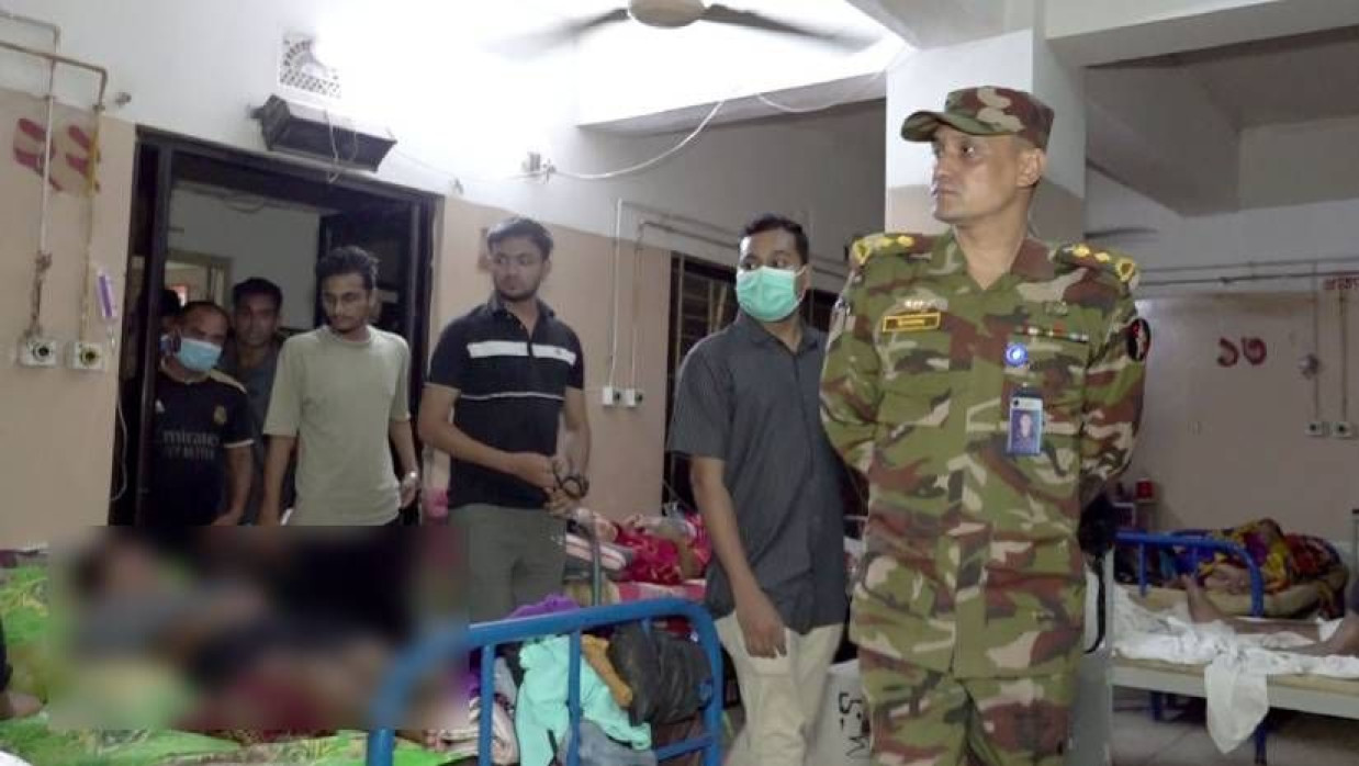  হৃদয় ত্রিপুরার অবস্থা গুরুতর হওয়ায় তাকে উন্নত চিকিৎসার জন্য চট্টগ্রাম মেডিকেল হাসপাতালে পাঠানো হয়