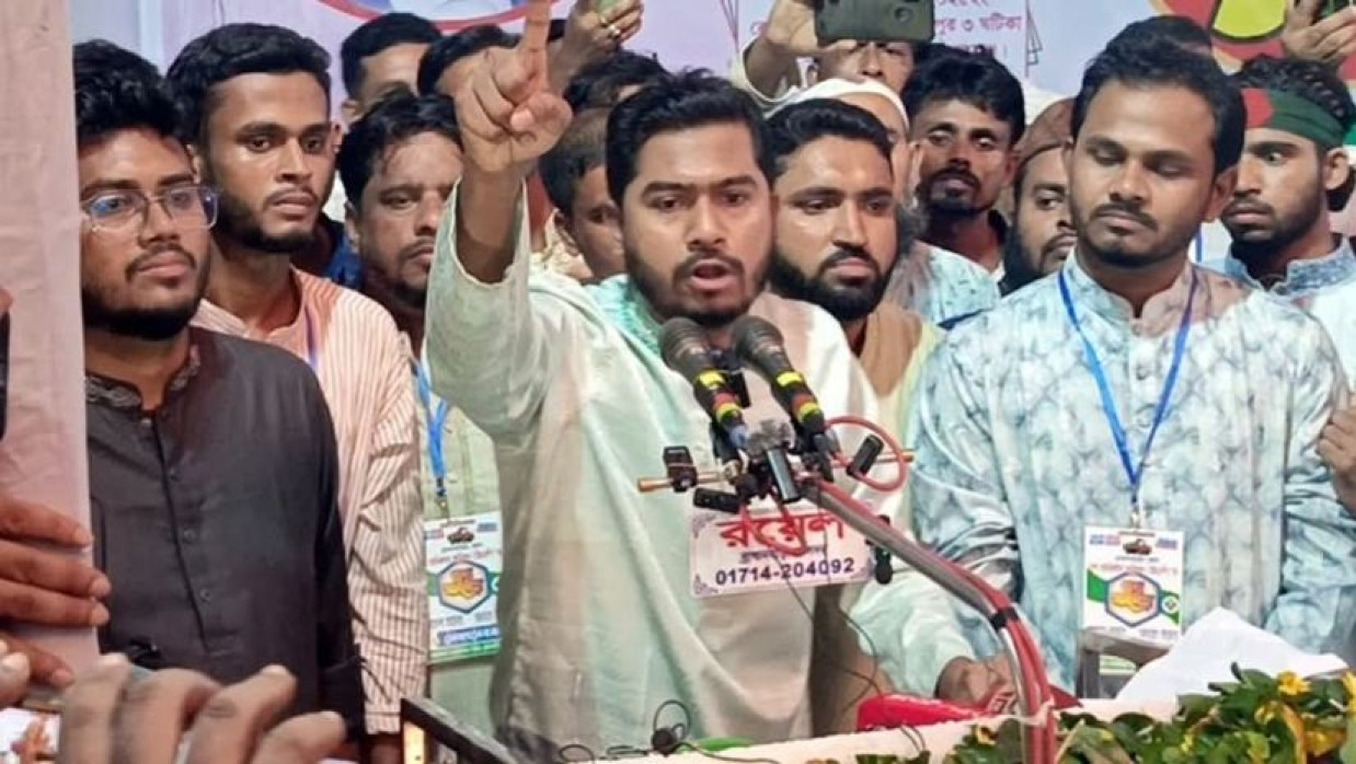 গণঅধিকার পরিষদের সভাপতি নুরুল হক নুর