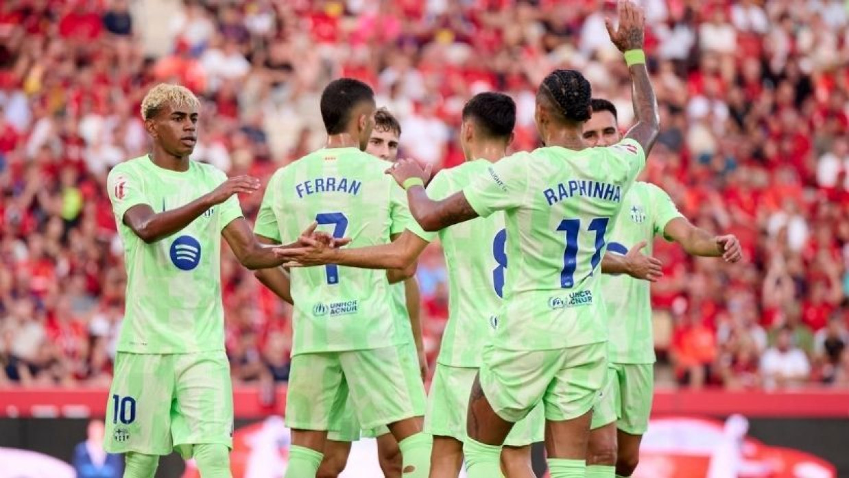 জয় দিয়ে মৌসুম শুরু বার্সেলোনার