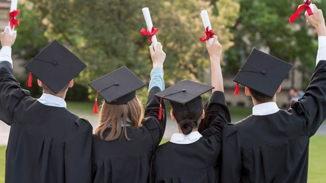 ছয় হাজারের বেশি বিদেশি শিক্ষার্থীর ভিসা বাতিল করেছে যুক্তরাষ্ট্র