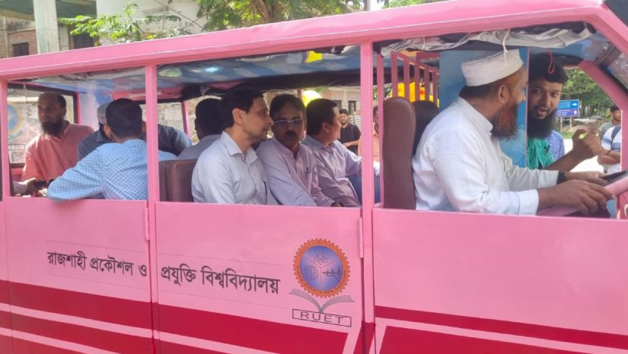 যাতায়াত সহজ করতে খরচ-সাশ্রয়ী বৈদ্যুতিক যান উদ্ভাবন